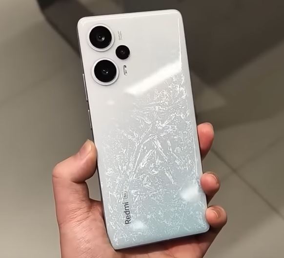 هاتف Xiaomi Poco F5